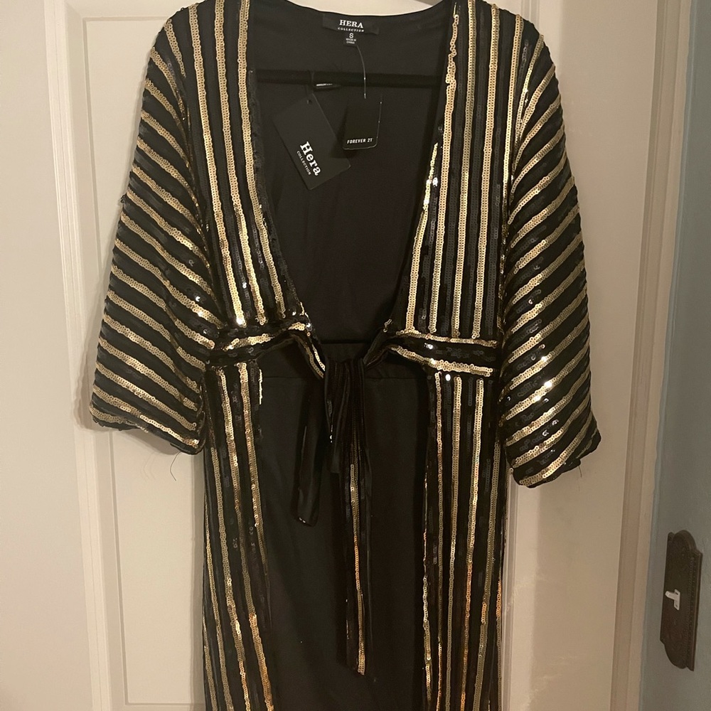 NWT Black & Gold sequin long jacket Size S
